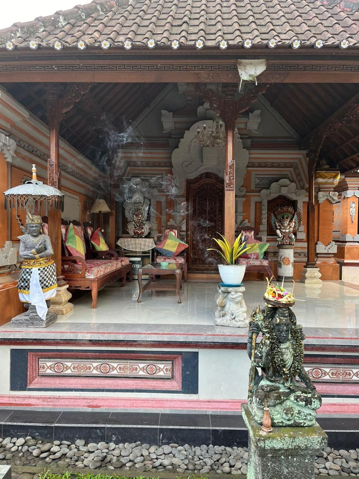Wisma tamu Rodja Balinese House